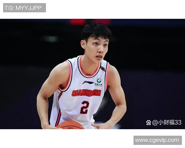 凭什么拿600万- 两战三分14投11铁，赖着球权损伤球队，粤蜜：分300万给徐杰